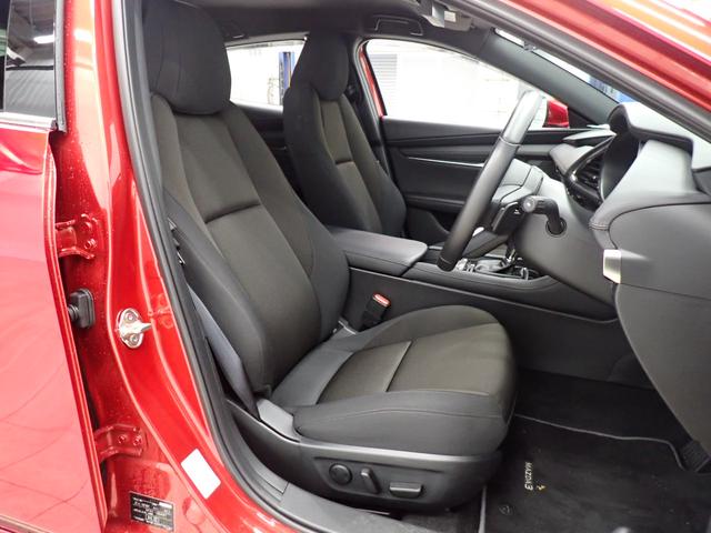 ＭＡＺＤＡ３ファストバック ＸＤ　ツーリング　マツダコネクト　障害物センサー　全方位カメラ　運転席パワーシート　シートヒーター　ＬＥＤヘッドライト　スマートキー　純正ＡＷ　純正ナビ　バックカメラ　フルセグＴＶ　Ｂｌｕｅｔｏｏｔｈ　ＥＴＣ（38枚目）