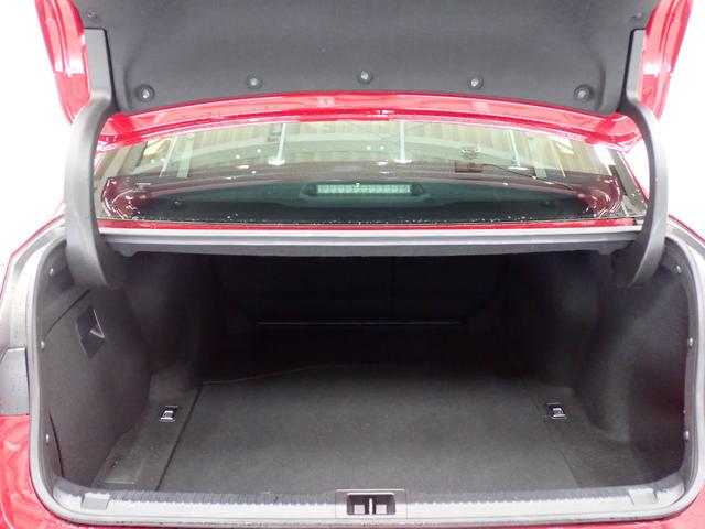 IS IS300h バージョンL レクサスセーフティS・障害物センサー・全方位カメラ・BSM・本革シート・電動シート・シートヒーター+エアコン・三眼LED・純正AW・純正ナビ・TV・ブルーレイ・Bluetooth・ETC・ドラレコ(49枚目)