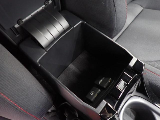 カローラスポーツ Ｇ　Ｚ　トヨタセーフティセンス・障害物センサー・ＢＳＭ・ＬＥＤヘッドライト・スマートキー・純正１８ＡＷ・９インチ純正メモリーナビ・バックカメラ・フルセグＴＶ・Ｂｌｕｅｔｏｏｔｈ・ＥＴＣ・ドライブレコーダー（28枚目）