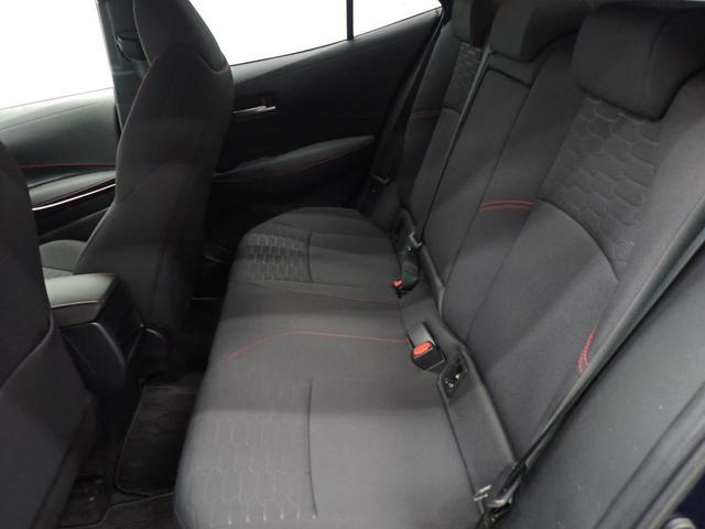 カローラスポーツ Ｇ　Ｚ　トヨタセーフティセンス・障害物センサー・ＢＳＭ・ＬＥＤヘッドライト・スマートキー・純正１８ＡＷ・９インチ純正メモリーナビ・バックカメラ・フルセグＴＶ・Ｂｌｕｅｔｏｏｔｈ・ＥＴＣ・ドライブレコーダー（42枚目）