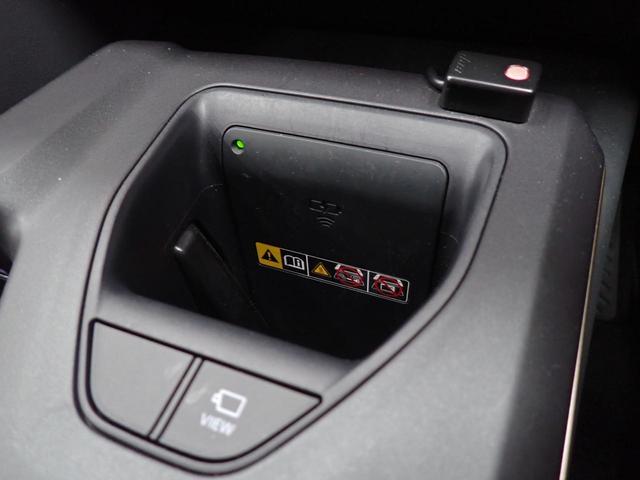 クラウンクロスオーバー Ｇアドバンスド・レザーパッケージ　モデリスタフルエアロ・トヨタセーフティＳ・全方位カメラ・ＢＳＭ・ＨＵＤ・ワイヤレス充電・ＰＷゲート・本革シート・電動シート・シートヒーター＋エアコン・四眼ＬＥＤ・純正ＡＷ・１２．３インチ純正ＤＡ・ＴＶ（30枚目）