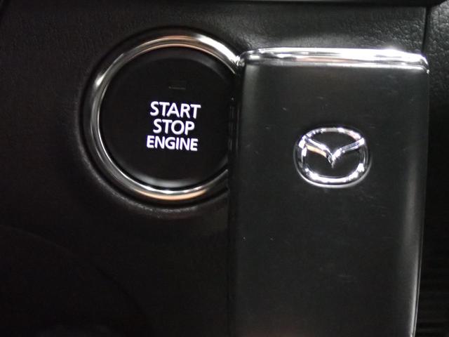 ＭＡＺＤＡ３ファストバック ２０Ｓプロアクティブ　ツーリングセレクション　マツダコネクト・衝突軽減Ｂ・障害物センサー・ＢＳＭ・ＨＵＤ・ワイヤレス充電・全方位カメラ・電動シート・シートヒーター・ハンドルヒーター・ＬＥＤライト・純正ＡＷ・フルセグＴＶ・Ｂｌｕｅｔｏｏｔｈ・ＥＴＣ（14枚目）