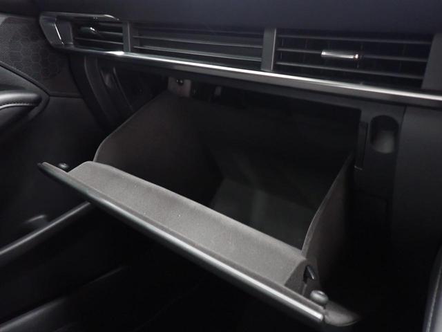 ＭＡＺＤＡ３ファストバック ２０Ｓプロアクティブ　ツーリングセレクション　マツダコネクト・衝突軽減Ｂ・障害物センサー・ＢＳＭ・ＨＵＤ・ワイヤレス充電・全方位カメラ・電動シート・シートヒーター・ハンドルヒーター・ＬＥＤライト・純正ＡＷ・フルセグＴＶ・Ｂｌｕｅｔｏｏｔｈ・ＥＴＣ（21枚目）