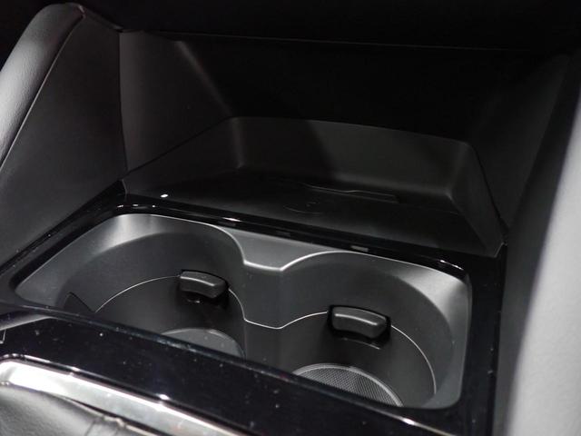 ＭＡＺＤＡ３ファストバック ２０Ｓプロアクティブ　ツーリングセレクション　マツダコネクト・衝突軽減Ｂ・障害物センサー・ＢＳＭ・ＨＵＤ・ワイヤレス充電・全方位カメラ・電動シート・シートヒーター・ハンドルヒーター・ＬＥＤライト・純正ＡＷ・フルセグＴＶ・Ｂｌｕｅｔｏｏｔｈ・ＥＴＣ（27枚目）