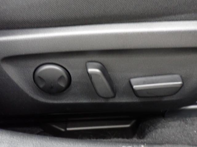 ＭＡＺＤＡ３ファストバック ２０Ｓプロアクティブ　ツーリングセレクション　マツダコネクト・衝突軽減Ｂ・障害物センサー・ＢＳＭ・ＨＵＤ・ワイヤレス充電・全方位カメラ・電動シート・シートヒーター・ハンドルヒーター・ＬＥＤライト・純正ＡＷ・フルセグＴＶ・Ｂｌｕｅｔｏｏｔｈ・ＥＴＣ（40枚目）