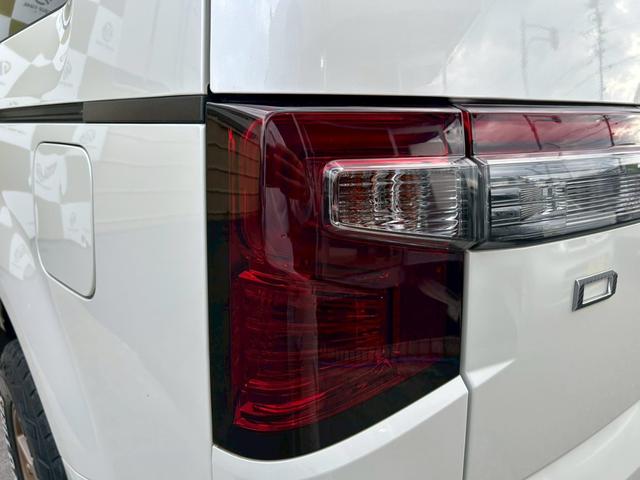 デリカD:5 P ●KMC16インチアルミ●リフトアップ●HI-MAXマフラー●オートフラッグスグリル・バンパーガード・マッドフラップ●オープンカントリー●純正10インチナビ●前後ドライブレコーダー(11枚目)