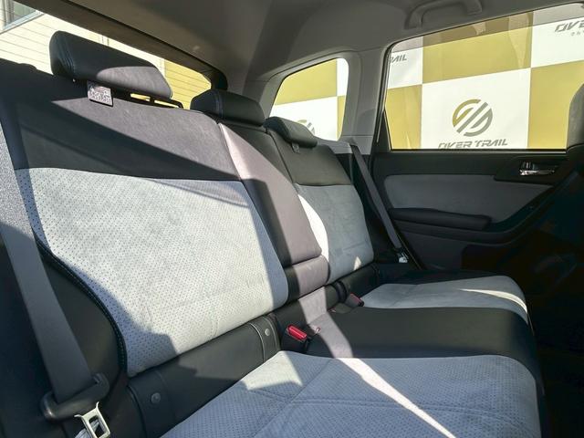 フォレスター スタイルモダン ●ワンオーナー●ユーザー買取車●アイサイトVer3●OPパワーバックドア●OP18インチホイール●OPシルバールーフレール●パワーシート●社外8インチナビ●フルセグ●バックカメラ●ドライブレコーダー(18枚目)
