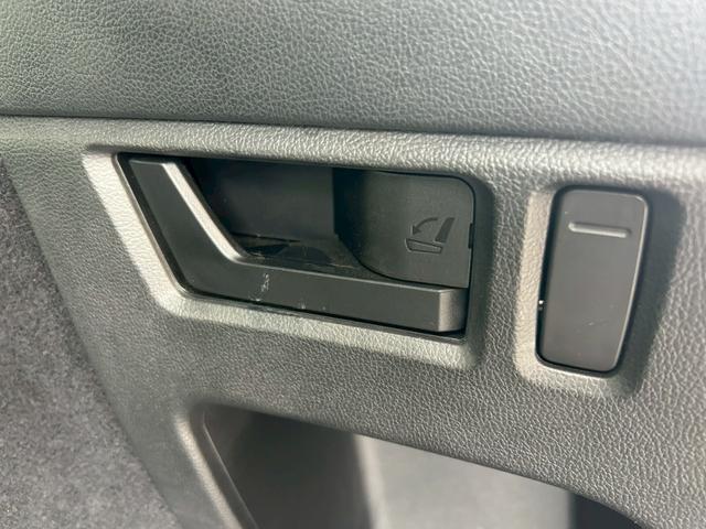 レガシィアウトバック リミテッド ●ワンオーナー●サンルーフ●パワーバックドア●純正8インチナビ●フルセグ●DAITONEスピーカーセット●アイサイトVer3●ブラックレザーシート●LEDヘッドランプ●可動式ルーフレール(36枚目)