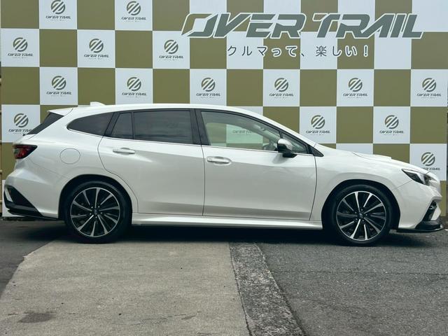 レヴォーグ ＳＴＩスポーツ　ＥＸ　●禁煙車●ＳＴＩ純正エアロ●ＳＴＩ純正マフラー●ＳＴＩフロアマット●スマートリアビューカメラ●アイサイトＸテクノロジー●１２．３インチフル液晶メーター●ＥＴＣ●ドライブレコーダー●パワーバックドア（5枚目）