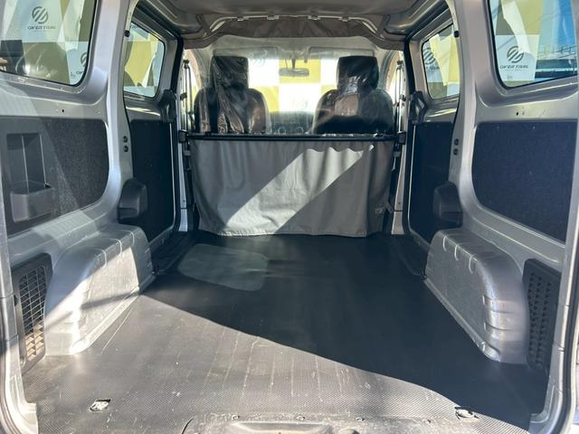 e-NV200バン GX ●2人乗り●純正ナビ●フルセグ●ルーフキャリア●ドライブレコーダー●ETC●シートヒーター●充電ケーブル●24kwh●オートエアコン(19枚目)