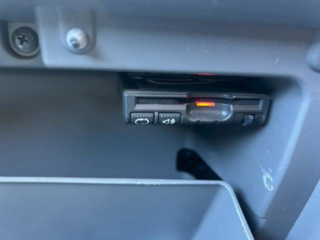 e-NV200バン GX ●2人乗り●純正ナビ●フルセグ●ルーフキャリア●ドライブレコーダー●ETC●シートヒーター●充電ケーブル●24kwh●オートエアコン(21枚目)