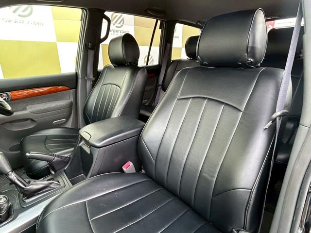 ランドクルーザープラド TXリミテッド ●デルタフォースアルミホイール●リフトアップ●グッドリッチタイヤ●ルーフレール●社外ナビ●バックカメラ●社外グリル●シートカバー(18枚目)