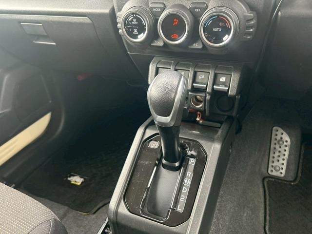 ジムニー ＸＣ　●Ｔｒｙｆｏｒｃｅリフトアップキット●ＲＡＹＳグラムライツ１６インチ●フジツボマフラー●９インチナビ●フルセグ●ＴＯＹＯオープンカントリー●ＪＡＯＳ背面タイヤキット●ツィーター●ＥＴＣ●バックカメラ（32枚目）