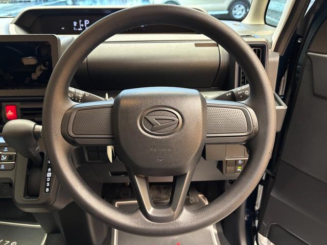 タント Ｌ　届出済未使用車　両側スライドドア　衝突被害軽減ブレーキ　コーナーセンサー　スマートキー　アイドリングストップ　ＬＥＤヘッドライト　ベンチシート　横滑り防止機能　オートエアコン　電動格納ドアミラー（13枚目）