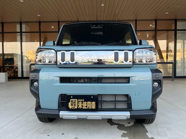タフト Ｇ　クロムベンチャー　届出済未使用車　衝突被害軽減ブレーキ　コーナーセンサー　スマートキー　シートヒーター　ＬＥＤヘッドライト　全方位カメラ　電動格納ドアミラー　電子パーキング　アルミホイール　アイドリングストップ（5枚目）
