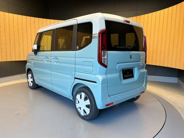 スペーシア ハイブリッドＸ　届出済未使用車　両側電動スライドドア　衝突被害軽減ブレーキ　コーナーセンサー　スマートキー　シートヒーター　ＬＥＤヘッドライト　電動格納ドアミラー　アイドリングストップ　オットマン　ベンチシート（9枚目）