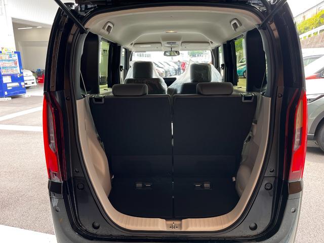 Ｎ－ＢＯＸ ベースグレード　届出済未使用車　片側電動スライドドア　衝突被害軽減ブレーキ　コーナーセンサー　アダクティブクルーズコントロール　アイドリングストップ　スマートキー　ＬＥＤヘッドライト　チップアップシート　バックカメラ（10枚目）