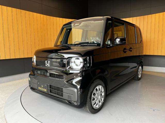 Ｎ－ＢＯＸ ベースグレード　届出済未使用車　片側電動スライドドア　衝突被害軽減ブレーキ　コーナーセンサー　アダクティブクルーズコントロール　アイドリングストップ　スマートキー　ＬＥＤヘッドライト　チップアップシート　バックカメラ（4枚目）