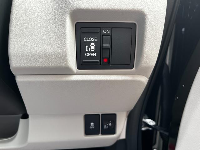 Ｎ－ＢＯＸ ベースグレード　届出済未使用車　片側電動スライドドア　衝突被害軽減ブレーキ　コーナーセンサー　アダクティブクルーズコントロール　アイドリングストップ　スマートキー　ＬＥＤヘッドライト　チップアップシート　バックカメラ（17枚目）