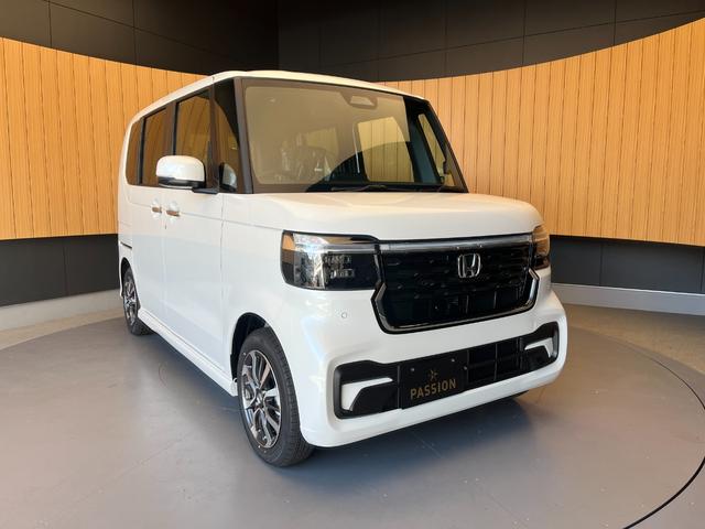 N-BOXカスタム ベースグレード 届出済未使用車 両側電動スライドドア 衝突被害軽減ブレーキ コーナーセンサー アダクティブクルーズコントロール アイドリングストップ スマートキー LEDヘッドライト チップアップシート バックカメラ(7枚目)