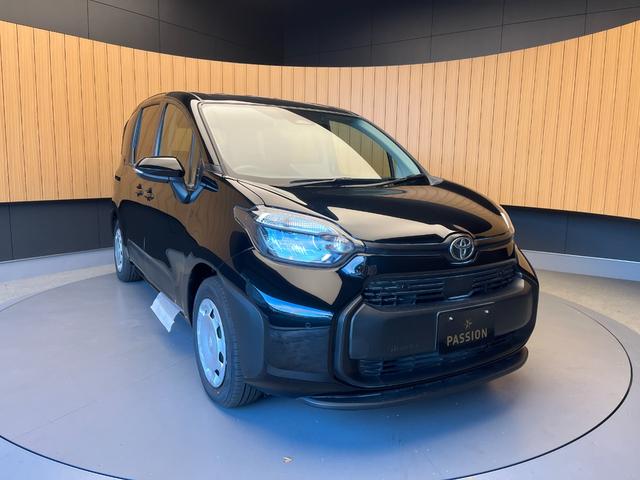 シエンタ ハイブリッドX 登録済未使用車 片側電動スライドドア 衝突被害軽減ブレーキ コーナーセンサー スマートキー アダクティブクルーズコントロール LEDヘッドライト 電動格納ドアミラー オートエアコン 3列シート7人乗り(7枚目)