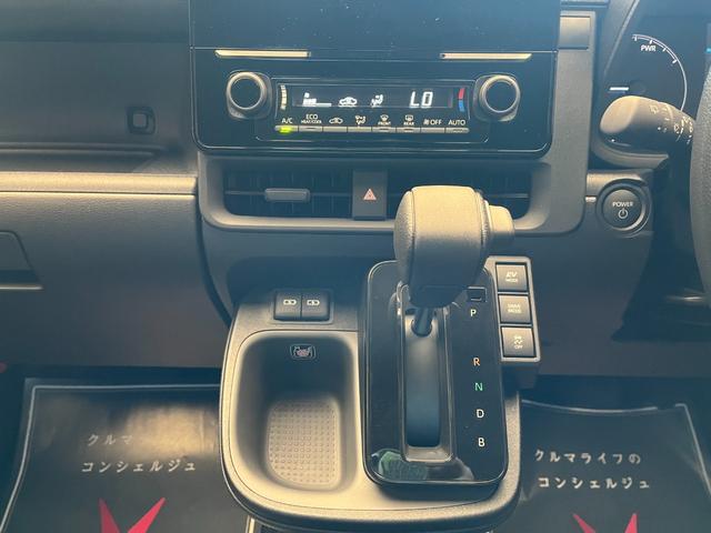 シエンタ ハイブリッドX 登録済未使用車 片側電動スライドドア 衝突被害軽減ブレーキ コーナーセンサー スマートキー アダクティブクルーズコントロール LEDヘッドライト 電動格納ドアミラー オートエアコン 3列シート7人乗り(13枚目)