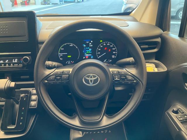 シエンタ ハイブリッドX 登録済未使用車 片側電動スライドドア 衝突被害軽減ブレーキ コーナーセンサー スマートキー アダクティブクルーズコントロール LEDヘッドライト 電動格納ドアミラー オートエアコン 3列シート7人乗り(15枚目)