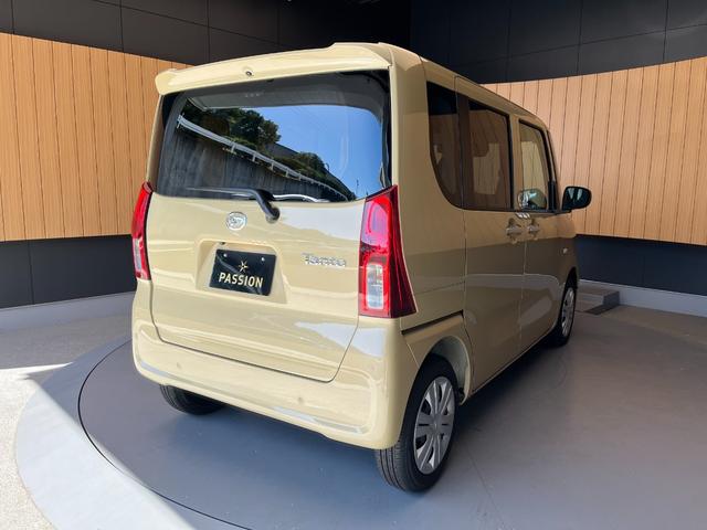 タント Ｌ　届出済未使用車　ワイドエントリーナビ　バックカメラ　両側スライドドア　衝突被害軽減ブレーキ　コーナーセンサー　スマートキー　ＬＥＤヘッドライト　電動格納ドアミラー　アイドリングストップ　オートエアコン（8枚目）