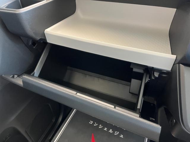 タント Ｌ　届出済未使用車　ワイドエントリーナビ　バックカメラ　両側スライドドア　衝突被害軽減ブレーキ　コーナーセンサー　スマートキー　ＬＥＤヘッドライト　電動格納ドアミラー　アイドリングストップ　オートエアコン（20枚目）