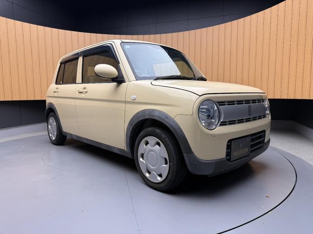 アルトラパン Ｌ　車検８年５月　衝突被害軽減ブレーキ　スマートキー　アイドリングストップ　シートヒーター　セキュリティアラーム　電動格納ドアミラー　ベンチシート　横滑り防止機能　光軸調整機能　パワーウインドウ（7枚目）