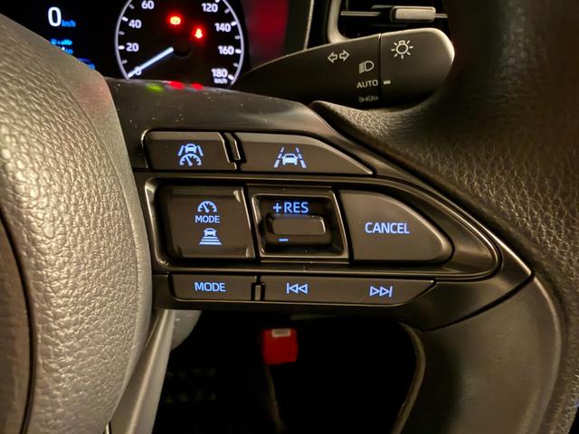 シエンタ ハイブリッドX 登録済未使用車 片側電動スライドドア 衝突被害軽減ブレーキ コーナーセンサー スマートキー アダクティブクルーズコントロール LEDヘッドライト 電動格納ドアミラー オートエアコン 3列シート7人乗り(17枚目)