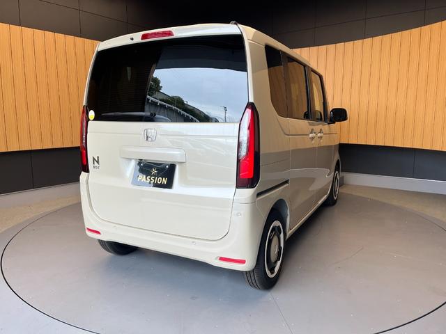 N-BOX ファッションスタイル 届出済未使用車 両側電動スライドドア 衝突被害軽減ブレーキ コーナーセンサー アダクティブクルーズコントロール アイドリングストップ スマートキー LEDヘッドライト チップアップシート バックカメラ(8枚目)