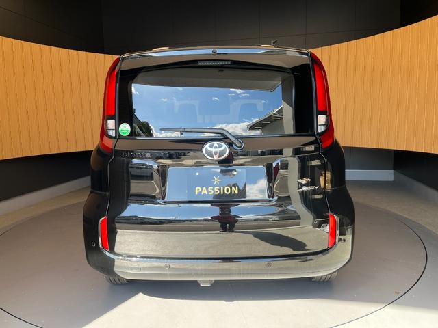 シエンタ ハイブリッドX 登録済未使用車 片側電動スライドドア 衝突被害軽減ブレーキ コーナーセンサー スマートキー アダクティブクルーズコントロール LEDヘッドライト 電動格納ドアミラー オートエアコン 3列シート7人乗り(9枚目)