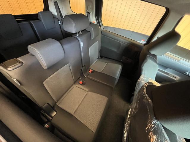 シエンタ ハイブリッドX 登録済未使用車 片側電動スライドドア 衝突被害軽減ブレーキ コーナーセンサー スマートキー アダクティブクルーズコントロール LEDヘッドライト 電動格納ドアミラー オートエアコン 3列シート7人乗り(23枚目)