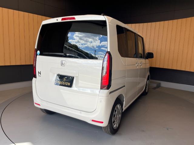 Ｎ－ＢＯＸ ベースグレード　届出済未使用車　片側電動スライドドア　衝突被害軽減ブレーキ　コーナーセンサー　アダクティブクルーズコントロール　アイドリングストップ　スマートキー　ＬＥＤヘッドライト　チップアップシート　バックカメラ（8枚目）