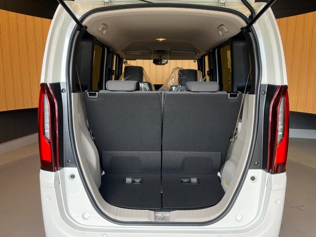 Ｎ－ＢＯＸ ベースグレード　届出済未使用車　片側電動スライドドア　衝突被害軽減ブレーキ　コーナーセンサー　アダクティブクルーズコントロール　アイドリングストップ　スマートキー　ＬＥＤヘッドライト　チップアップシート　バックカメラ（11枚目）