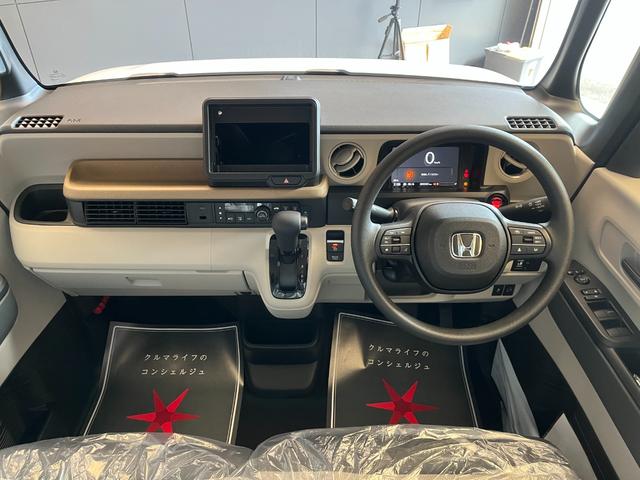 Ｎ－ＢＯＸ ベースグレード　届出済未使用車　片側電動スライドドア　衝突被害軽減ブレーキ　コーナーセンサー　アダクティブクルーズコントロール　アイドリングストップ　スマートキー　ＬＥＤヘッドライト　チップアップシート　バックカメラ（12枚目）