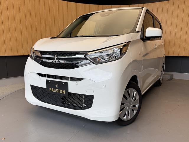 ｅＫワゴン Ｍ　車検２年　衝突被害軽減ブレーキ　コーナーセンサー　キーレスエントリー　シートヒーター　パナソニックナビ　電動格納ドアミラー　ＥＴＣ　アイドリングストップ　マニュアルエアコン　パワーウインドウ（4枚目）