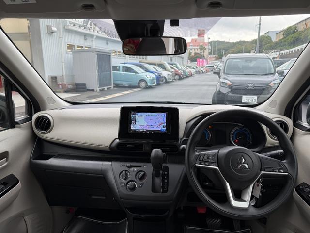 ｅＫワゴン Ｍ　車検２年　衝突被害軽減ブレーキ　コーナーセンサー　キーレスエントリー　シートヒーター　パナソニックナビ　電動格納ドアミラー　ＥＴＣ　アイドリングストップ　マニュアルエアコン　パワーウインドウ（12枚目）