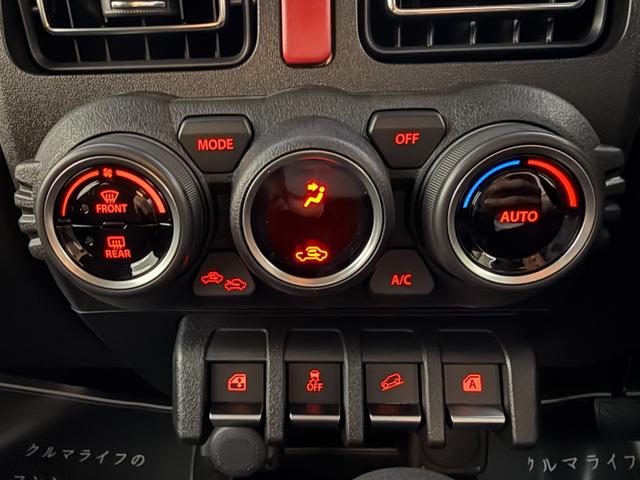 ジムニー ＸＣ　届出済未使用車　衝突軽減ブレーキ　コーナーセンサー　シートヒーター　クルーズコントロール　アイドリングストップ　フォグランプ　オートライト　アルミホイール　プッシュスタート　スズキセーフティーサポート（13枚目）