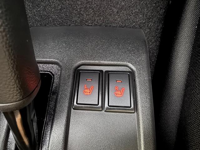 ジムニー ＸＣ　届出済未使用車　衝突軽減ブレーキ　コーナーセンサー　シートヒーター　クルーズコントロール　アイドリングストップ　フォグランプ　オートライト　アルミホイール　プッシュスタート　スズキセーフティーサポート（19枚目）