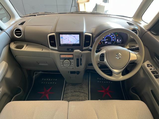 スペーシア Ｘ　車検２年　片側電動スライドドア　衝突被害軽減ブレーキ　スマートキー　シートヒーター　電動格納ドアミラー　アイドリングストップ　スズキ純正ナビ　セキュリティアラーム　横滑り防止機能　オートエアコン（12枚目）