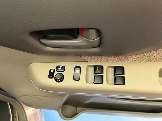 スペーシア Ｘ　車検２年　片側電動スライドドア　衝突被害軽減ブレーキ　スマートキー　シートヒーター　電動格納ドアミラー　アイドリングストップ　スズキ純正ナビ　セキュリティアラーム　横滑り防止機能　オートエアコン（21枚目）