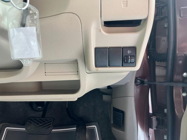 アルト Ｘ　車検２年　ＣＤオーディオ　電動格納ドアミラー　パワーウインドウ　光軸調整機能　マニュアルエアコン　キーレスエントリー　セキュリティアラーム　ＣＶＴ　軽自動車　保証あり（16枚目）