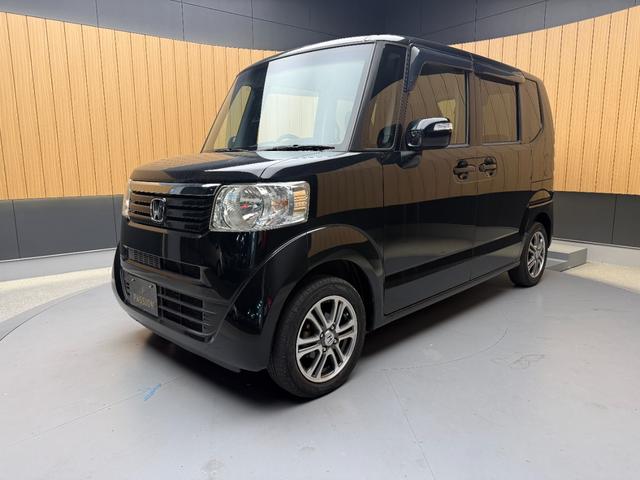 Ｎ－ＢＯＸ Ｇ・Ｌパッケージ　車検２年　片側電動スライドドア　アイドリングストップ　アルミホイール　電動格納ドアミラー　オートエアコン　横滑り防止機能　スマートキー　ベンチシート　パワーウインドウ　光軸調整機能　保証あり（5枚目）