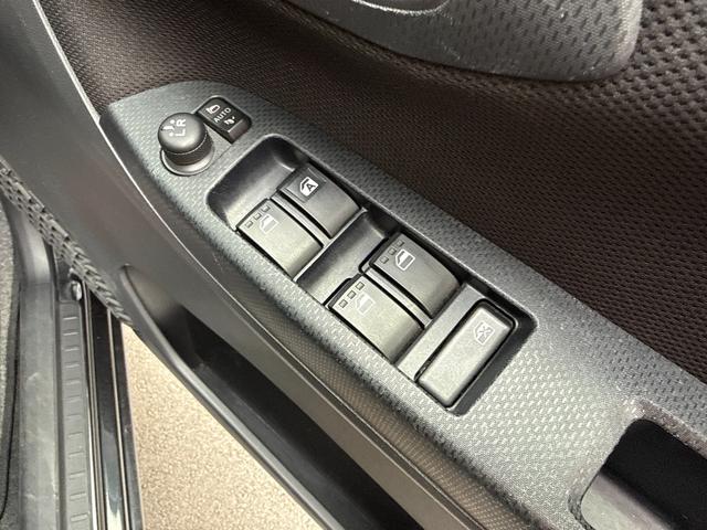 ムーヴ Ｘ　ＳＡＩＩＩ　車検２年　衝突被害軽減ブレーキ　スマートキー　アルミホイール　アイドリングストップ　ＥＴＣ　シートヒーター　横滑り防止機能　電動格納ドアミラー　オートハイビーム　アルミホイール　オートエアコン（19枚目）