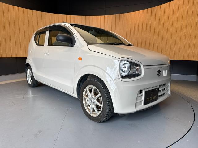 アルト Ｌ　車検８年２月　アイドリングストップ　カロッツェリアナビ　キーレスエントリー　横滑り防止機能　光軸調整機能　社外アルミホイール　セキュリティアラーム　マニュアルエアコン　シートヒーター　保証あり（7枚目）