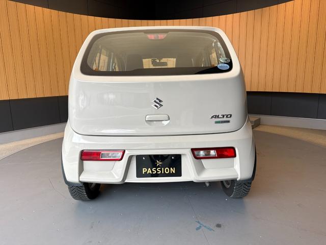 アルト Ｌ　車検８年２月　アイドリングストップ　カロッツェリアナビ　キーレスエントリー　横滑り防止機能　光軸調整機能　社外アルミホイール　セキュリティアラーム　マニュアルエアコン　シートヒーター　保証あり（9枚目）