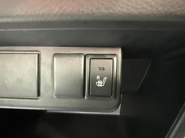 アルト Ｌ　車検８年２月　アイドリングストップ　カロッツェリアナビ　キーレスエントリー　横滑り防止機能　光軸調整機能　社外アルミホイール　セキュリティアラーム　マニュアルエアコン　シートヒーター　保証あり（17枚目）