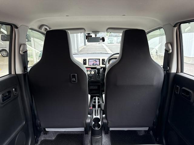 アルト Ｌ　車検８年２月　アイドリングストップ　カロッツェリアナビ　キーレスエントリー　横滑り防止機能　光軸調整機能　社外アルミホイール　セキュリティアラーム　マニュアルエアコン　シートヒーター　保証あり（21枚目）